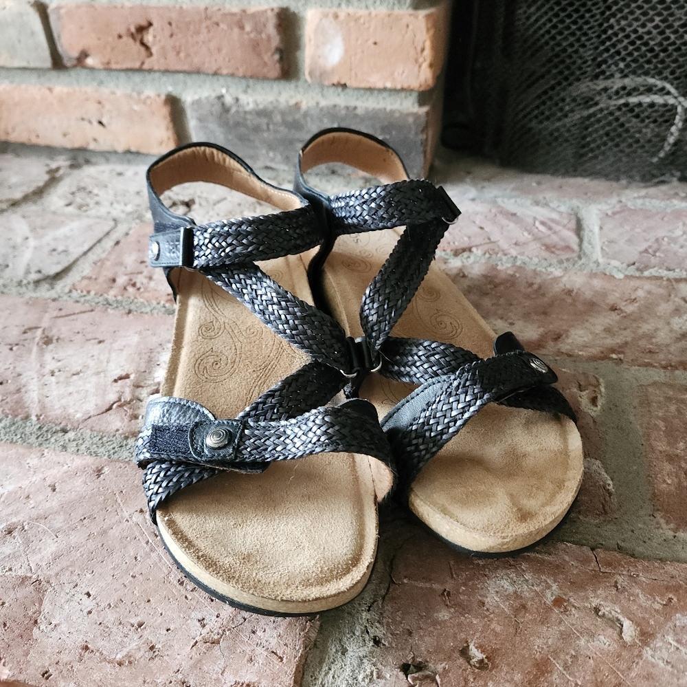 Taos Black Strappy Sandals